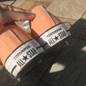 Peach women’s converse
